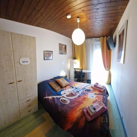 Maison D'Hotes "Les Pilotes" Geneva Luaran gambar